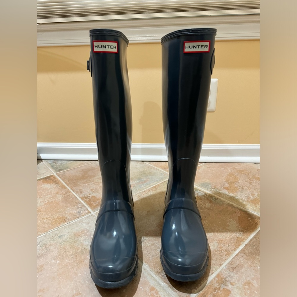 hunter grey rain boots